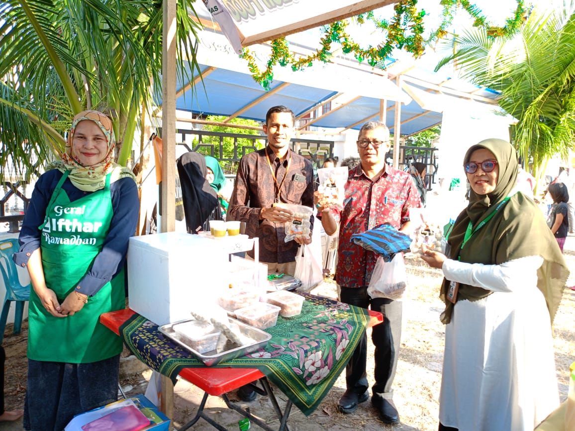 Semarakkan Ramadhan, BAZNAS Dukung Masjid As- Shadaqah Lamlangang Gelar Gerai Z Ifthar Ramadhan 1445 H 